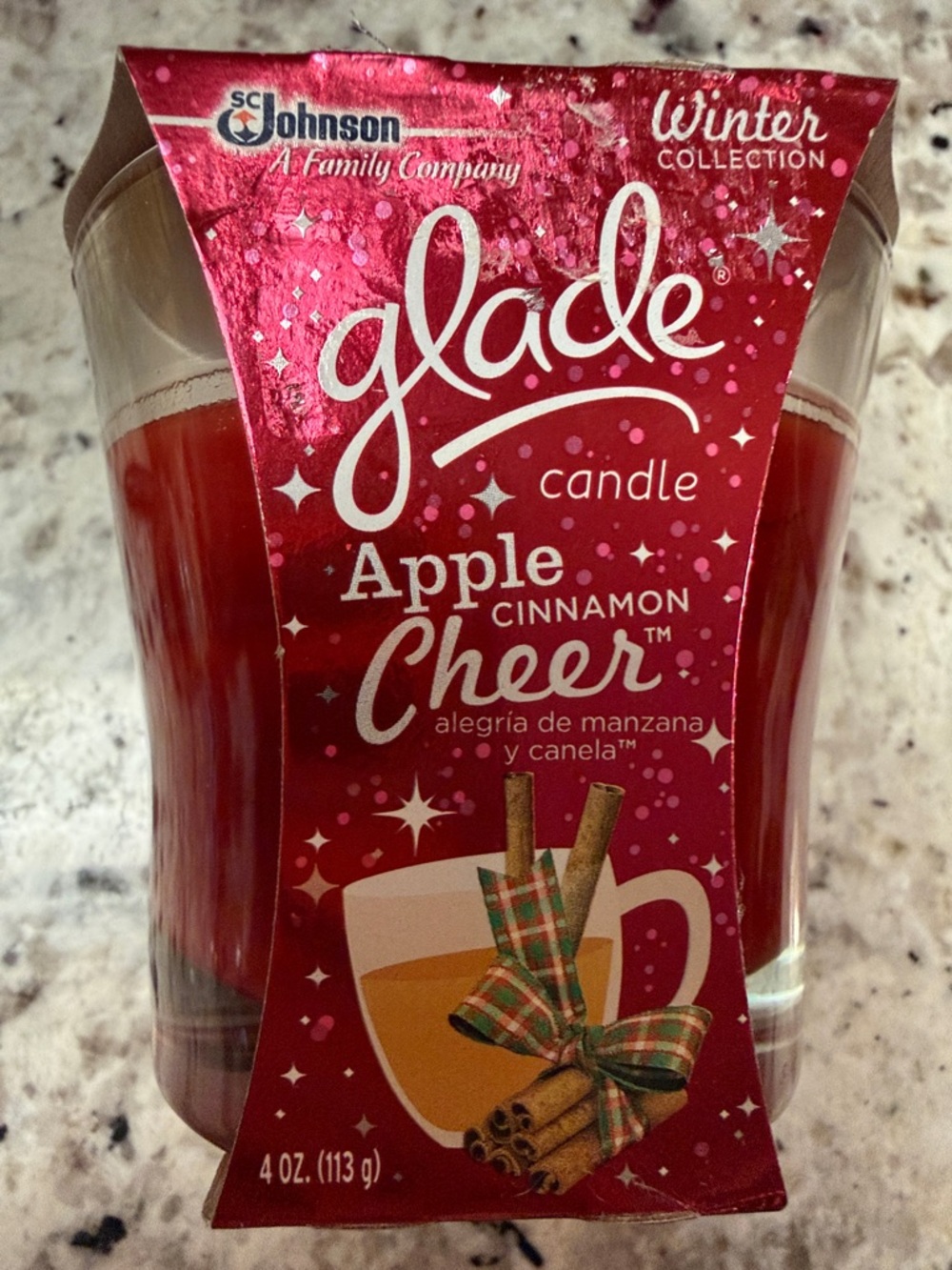 Glade Apple Cinnamon Cheer Candle - Red